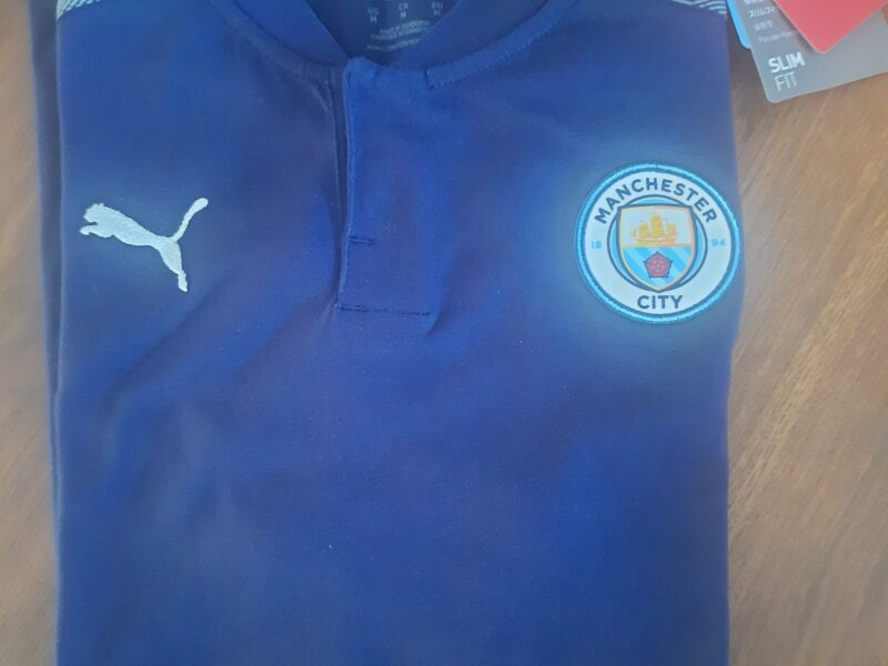 Official Manchester City T-shirt - Puma Size: M